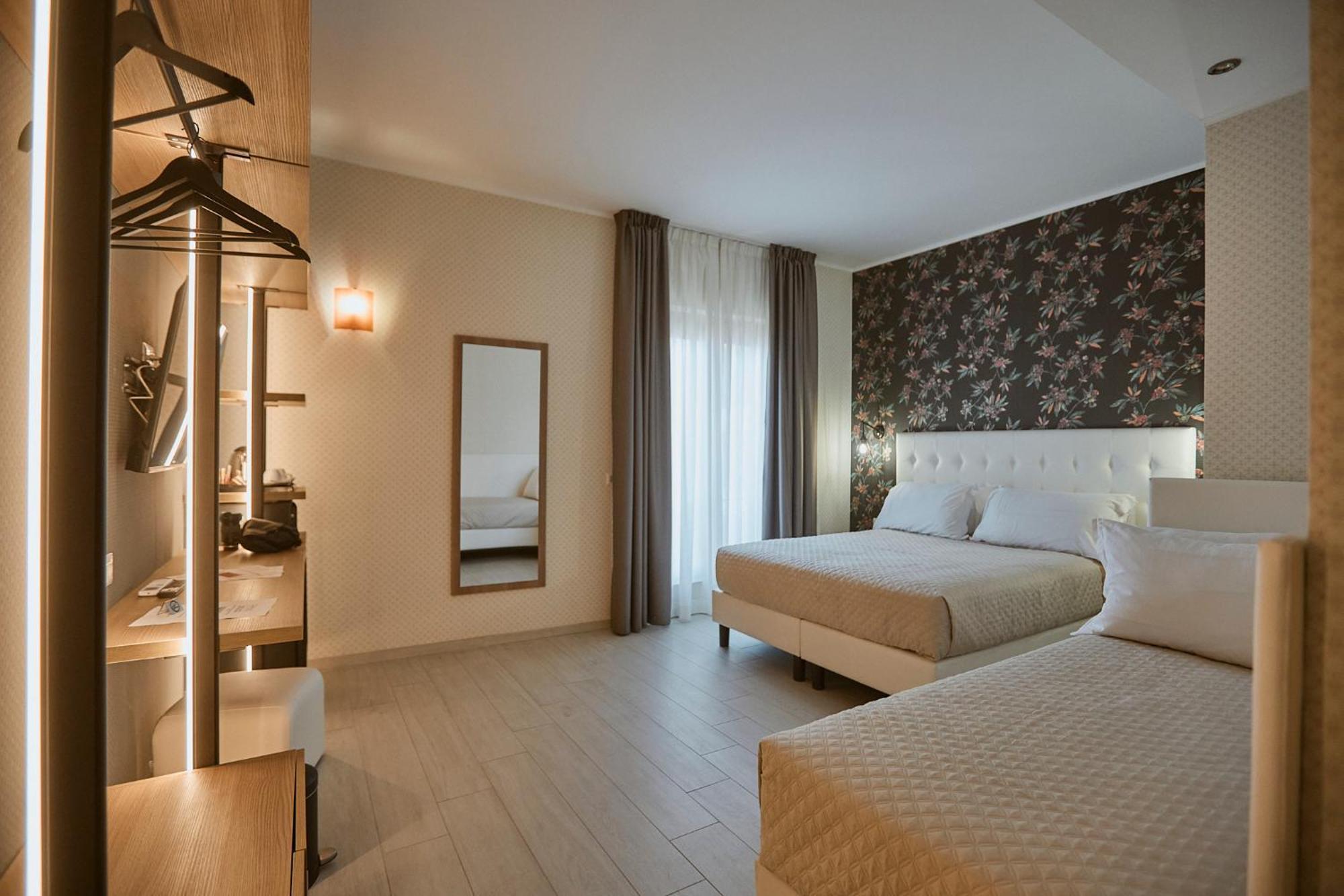 Hotel Castrichella Boutique Rome Airport 3*