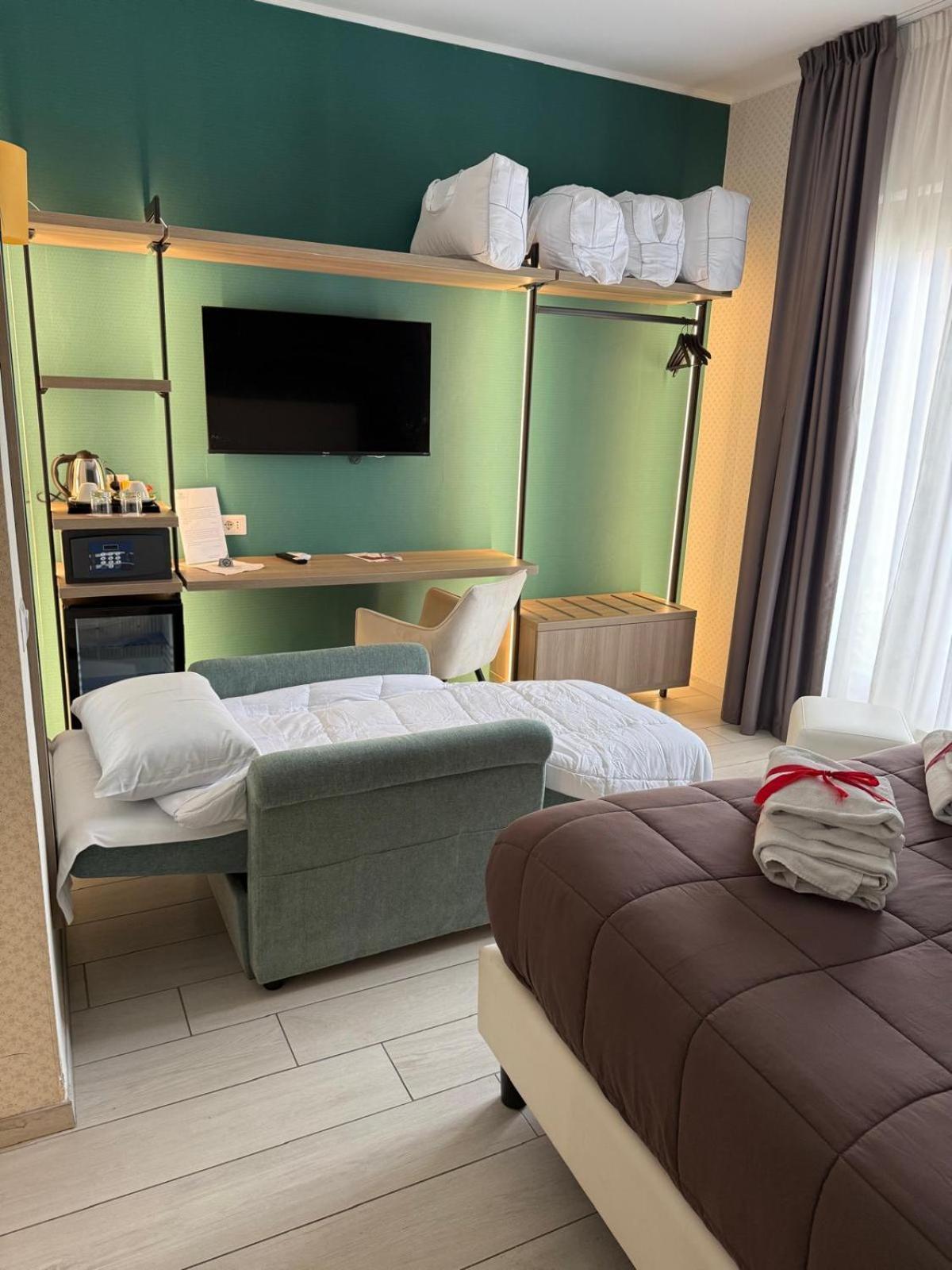 Castrichella Boutique Rome Airport Hotel 3*